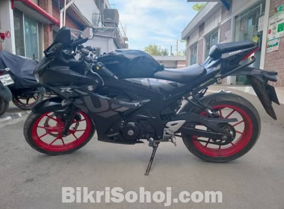 Sujuki GSX-R DUAL ABS